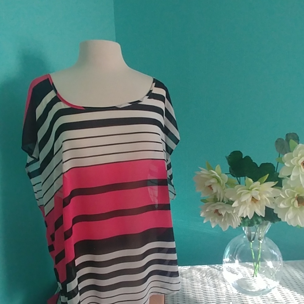 Torrid Hot Pink & Black Short Sleeve Top NEVER WORN
